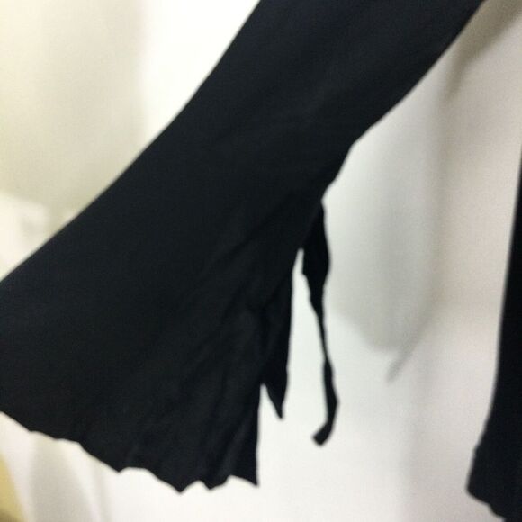 Gianni Bini Womens Bella Satin Crepe Bell Sleeve Ruffle Dress Black Size XS NWT - Picture 2 of 9